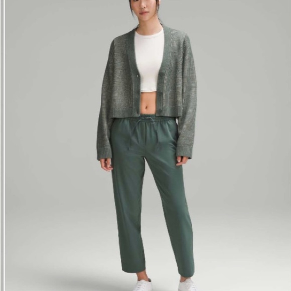 Lululemon Tapered Pants (Dark Brown)